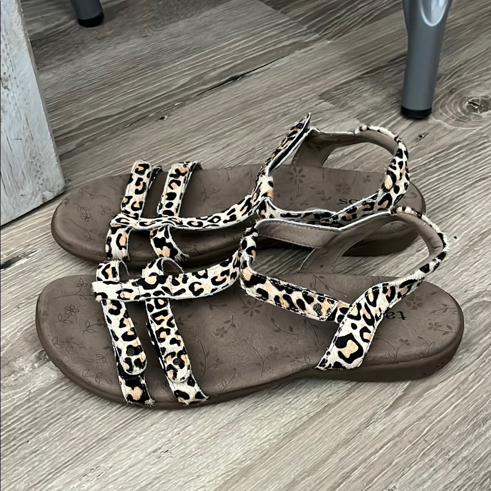 Taos sandals/10